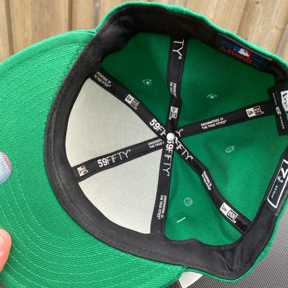 LOT OF 2 Vintage Embroidered MLB Boston Red Sox Atlanta Baseball Cap Hat New Era - Picture 6 of 12